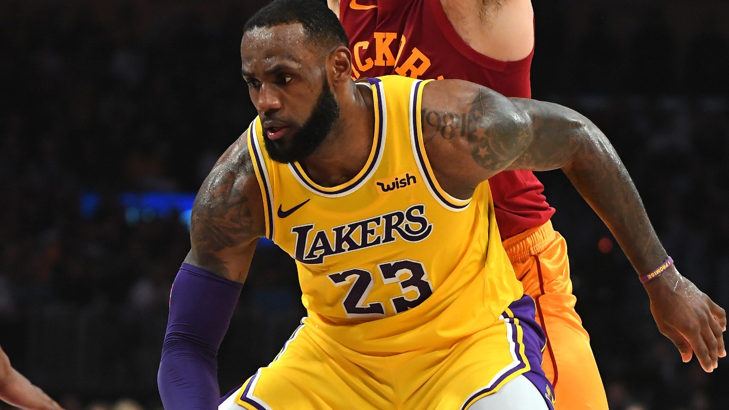 Lonzo Ball Says Trade Rumors This Offseason Didn't Bother Him