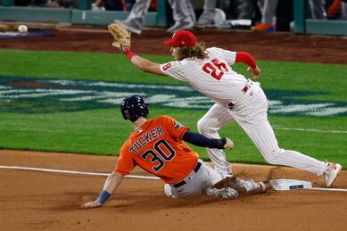 Astros no-hit Phillies in World Series Game 4
