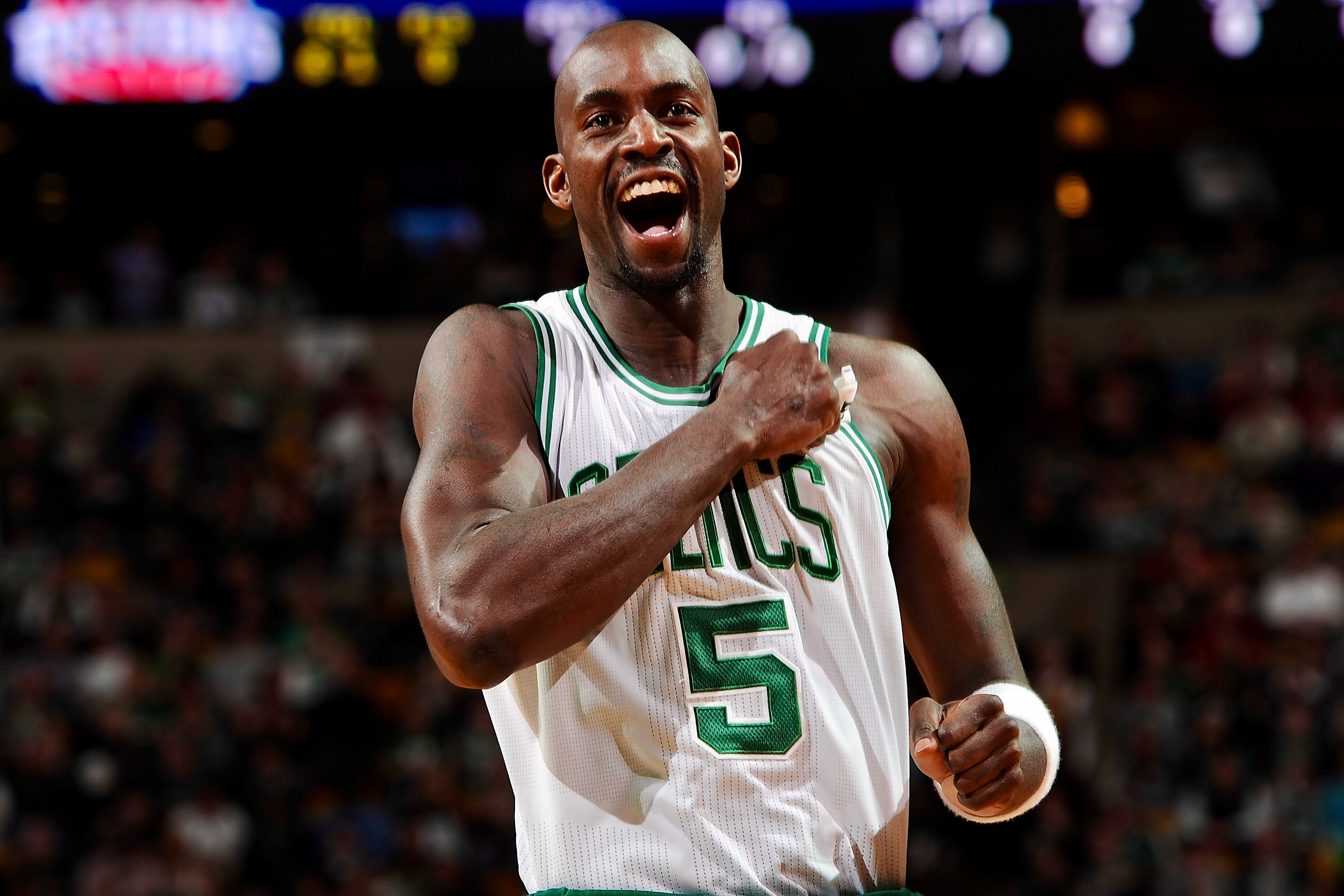 Kevin Garnett gets emotional ahead of Celtics jersey retirement