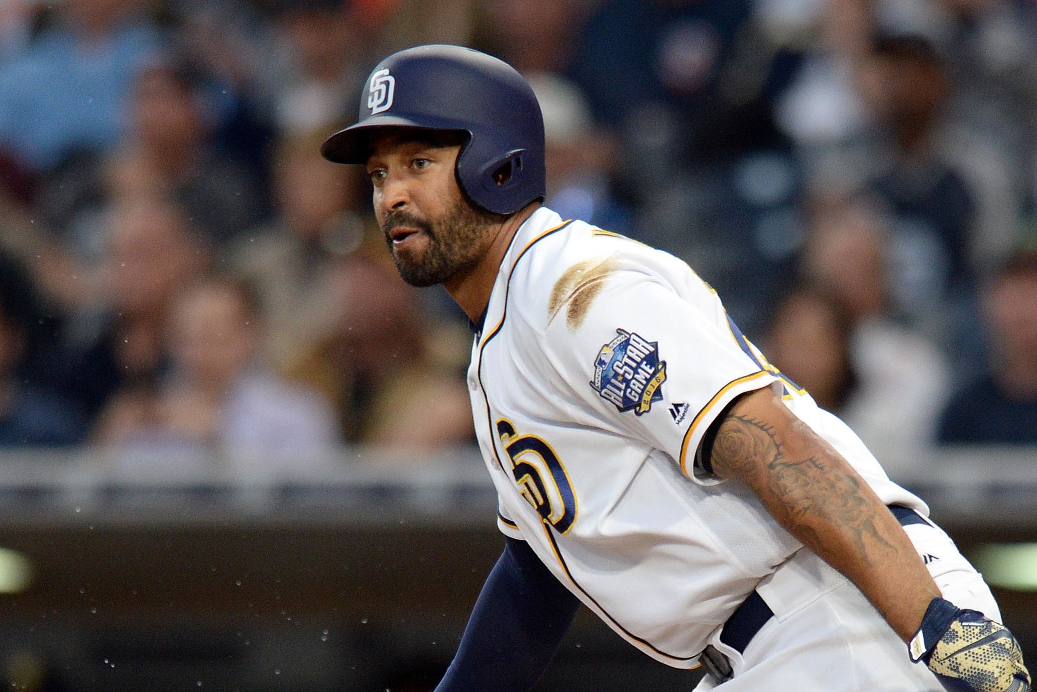 MATT KEMP steps up to the plate during the game – Stock Editorial