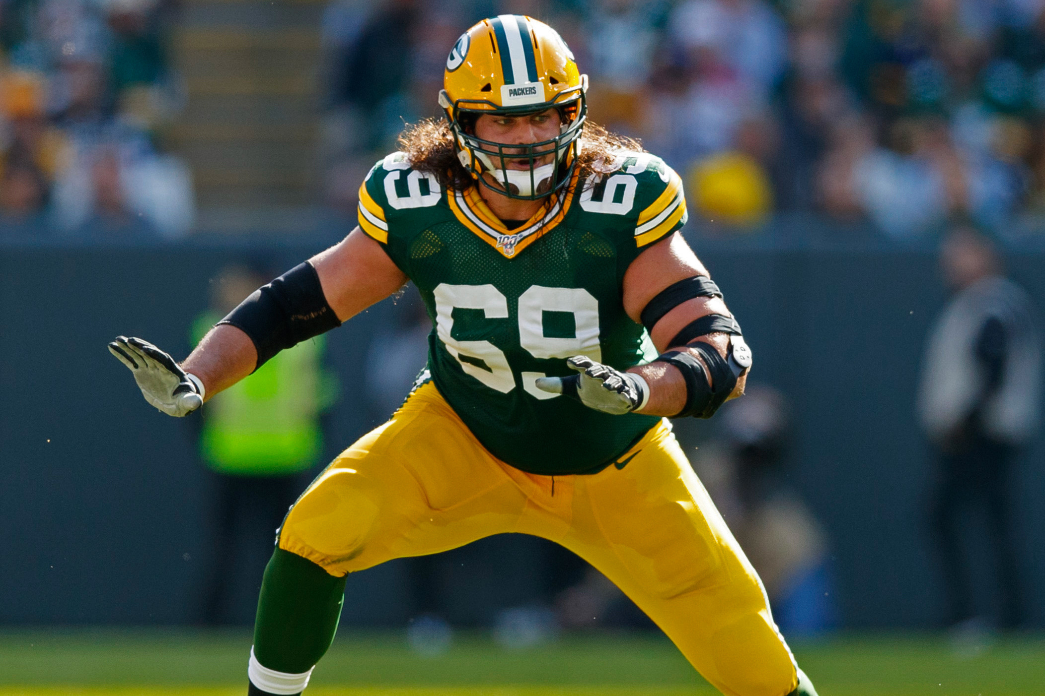 Rapaport] The #Packers are placing All-Pro LT David Bakhtiari on Injured  Reserve, knocking him out at least the next four games, per me and  @TomPelissero. But given his knee situation, it's unclear