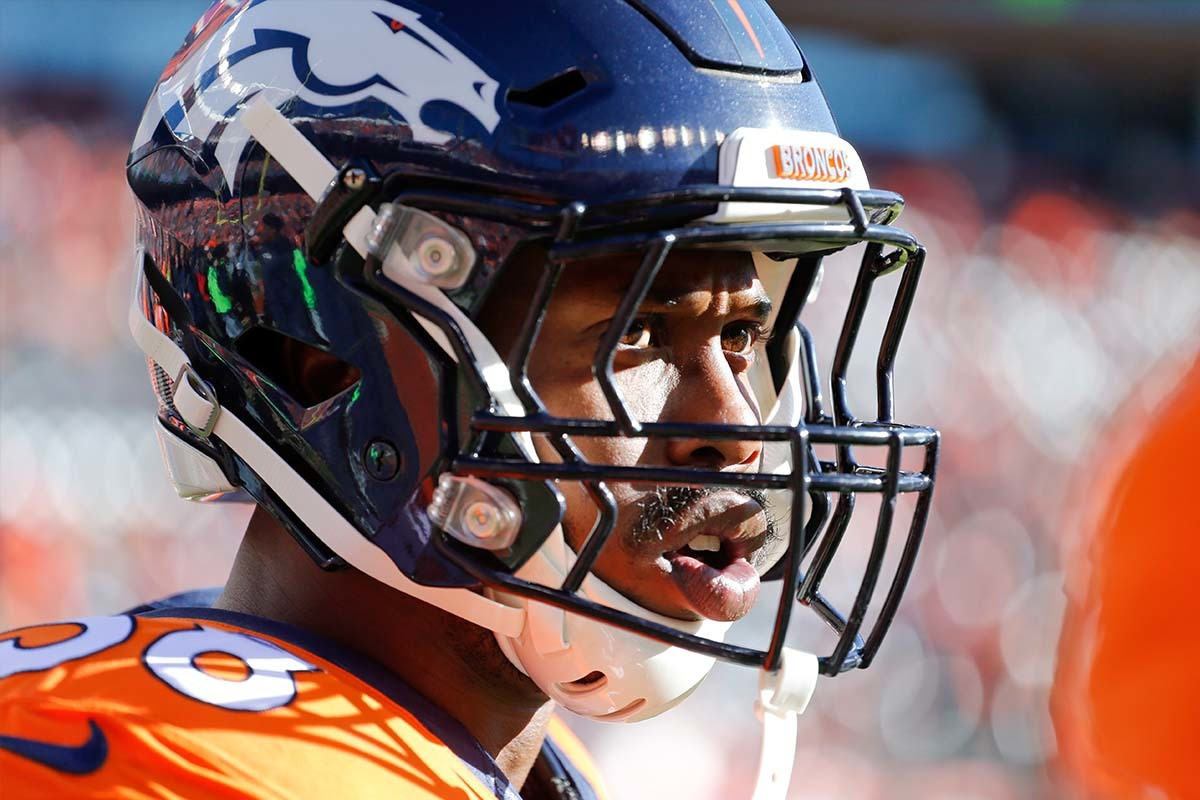 Von Miller didn't know his Super Bowl 50 helmet was missing - NBC