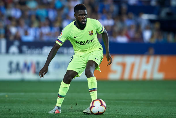 The jacket plaid worn by Samuel Umtiti in the emission Canal Football Club