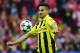 LONDON, ENGLAND - MAY 25: Ilkay Gundogan of Borussia Dortmund controls the ball during the UEFA Champions League final match between Borussia Dortmund and FC Bayern Muenchen at Wembley Stadium on May 25, 2013 in London, United Kingdom. (Photo by Alex Gr