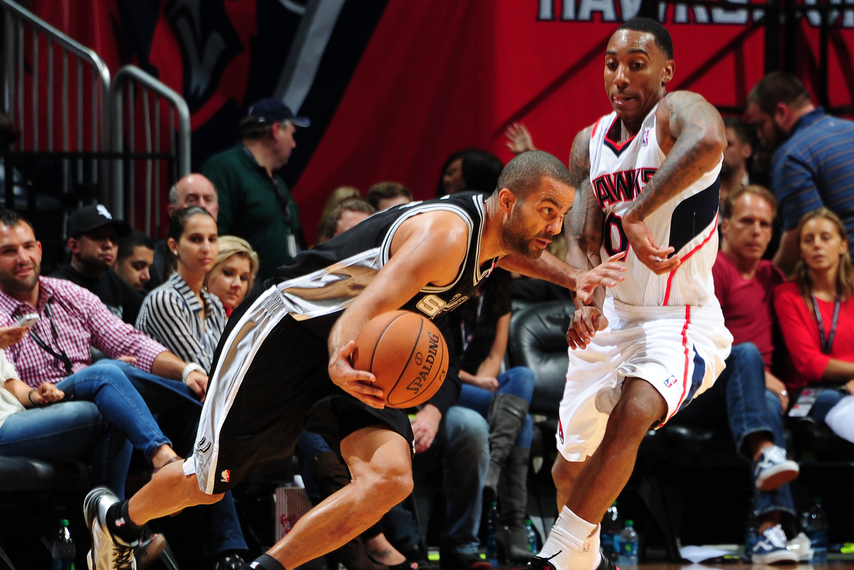 Matt Bonner compares his New Balance sneakers to Kawhi Leonard's