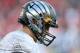 Mariota hung his head after the Ducks fell behind Arizona.