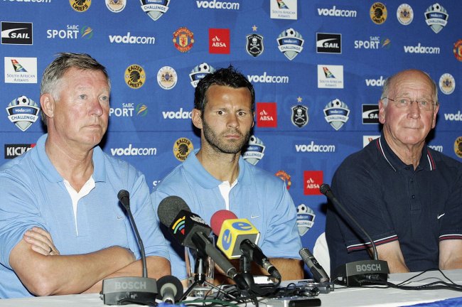 hi-res-71441361-sir-alex-ferguson-ryan-giggs-and-sir-bobby-charlton-talk_crop_exact.jpg