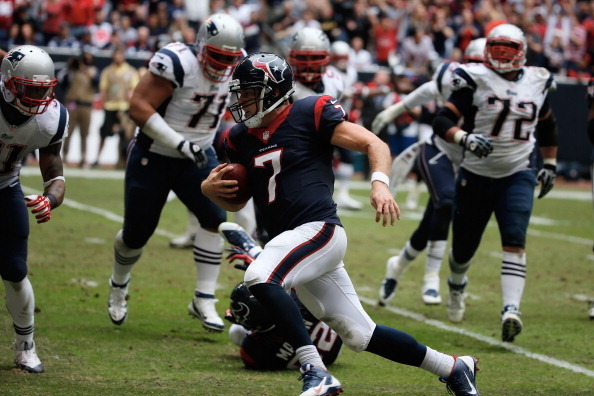 Houston Texans quarterback Case Keenum passes the ball during the NFL  football team's training camp Thursday, July 27, 2023, in Houston. (AP  Photo/Michael Wyke Stock Photo - Alamy