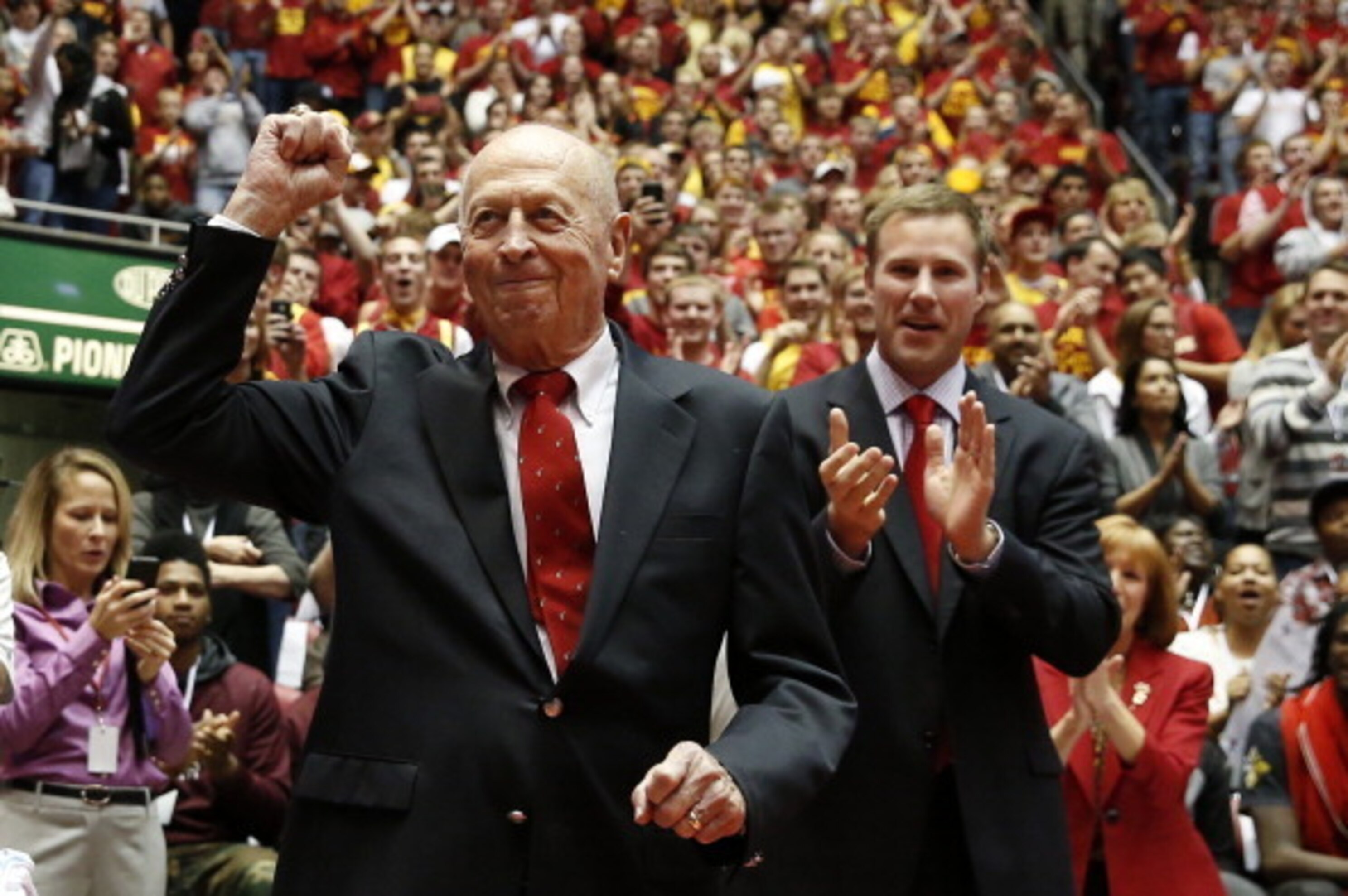 Iowa State S Fred Hoiberg Is The Hottest Basketball Coach In