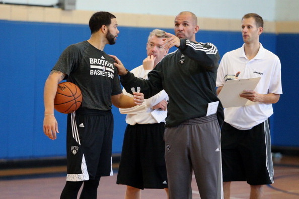 When Jason Kidd is off the court, he's luring Deron Williams to Mavericks