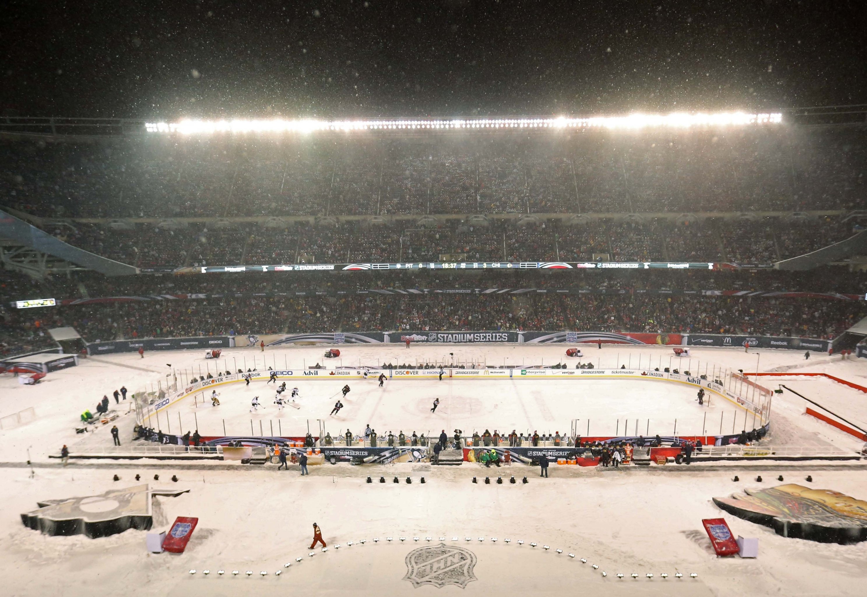 COREY CRAWFORD Signed Chicago Blackhawks 2014 NHL Stadium Series