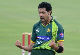 PRETORIA, SOUTH AFRICA - MARCH 03, Umar Gul of Pakistan celebrates the wicket of Justin Ontong of South Africa during the 2nd T20 match between South Africa and Pakistan at SuperSport Park on March 03, 2013 in Pretoria, South Africa. (Photo by Lee Warren/