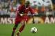 VALENCIA - SEPTEMBER 17 : El Hadji Diouf of Liverpool in action during the UEFA Champions League match between Valencia CF and Liverpool at the Estadio de Mestalla in Valencia, Spain on September 17, 2002. (Photo by Phil Cole/Getty Images) Liverpool los