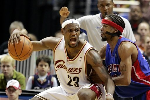 Inside the LeBron numbers: The 'kid from Akron' is now the NBA's oldest  player