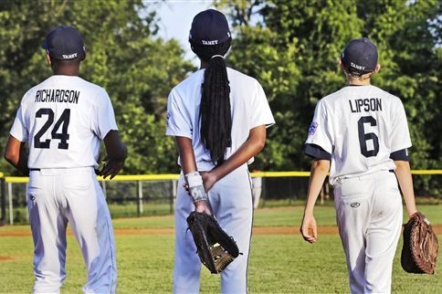 Female Little League World Series Star Mo'ne Davis Proud to Pave