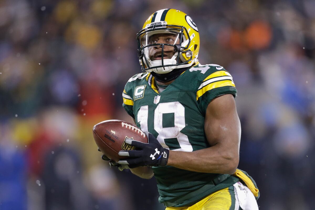 Randall Cobb Re-Signs with Packers: Latest Contract Details, Comments