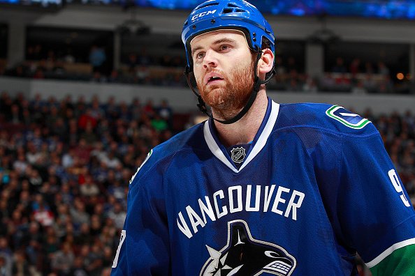 NHL on X: Welcome to Leaf Land, Ryan O'Reilly! 🍁 What are your