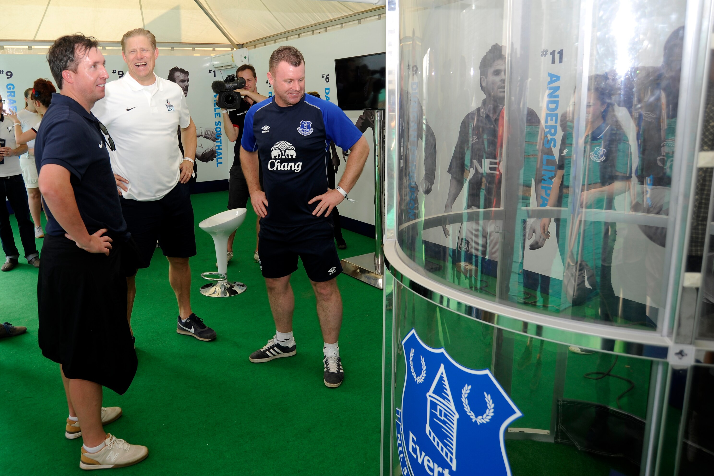 Everton Legends Sharp Snodin And Stuart On The Club S Unique Qualities Bleacher Report Latest News Videos And Highlights