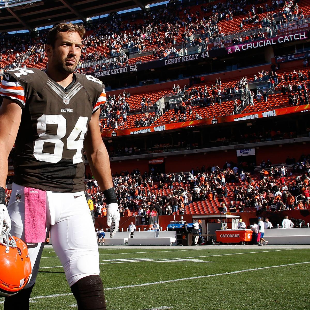 Jordan Cameron Signs with Dolphins After Reportedly Re-Signing