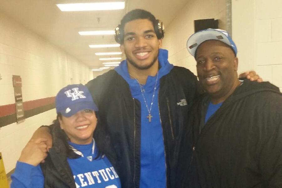 Who are Karl-Anthony Towns Parents, Karl Towns Sr. and Jacqueline