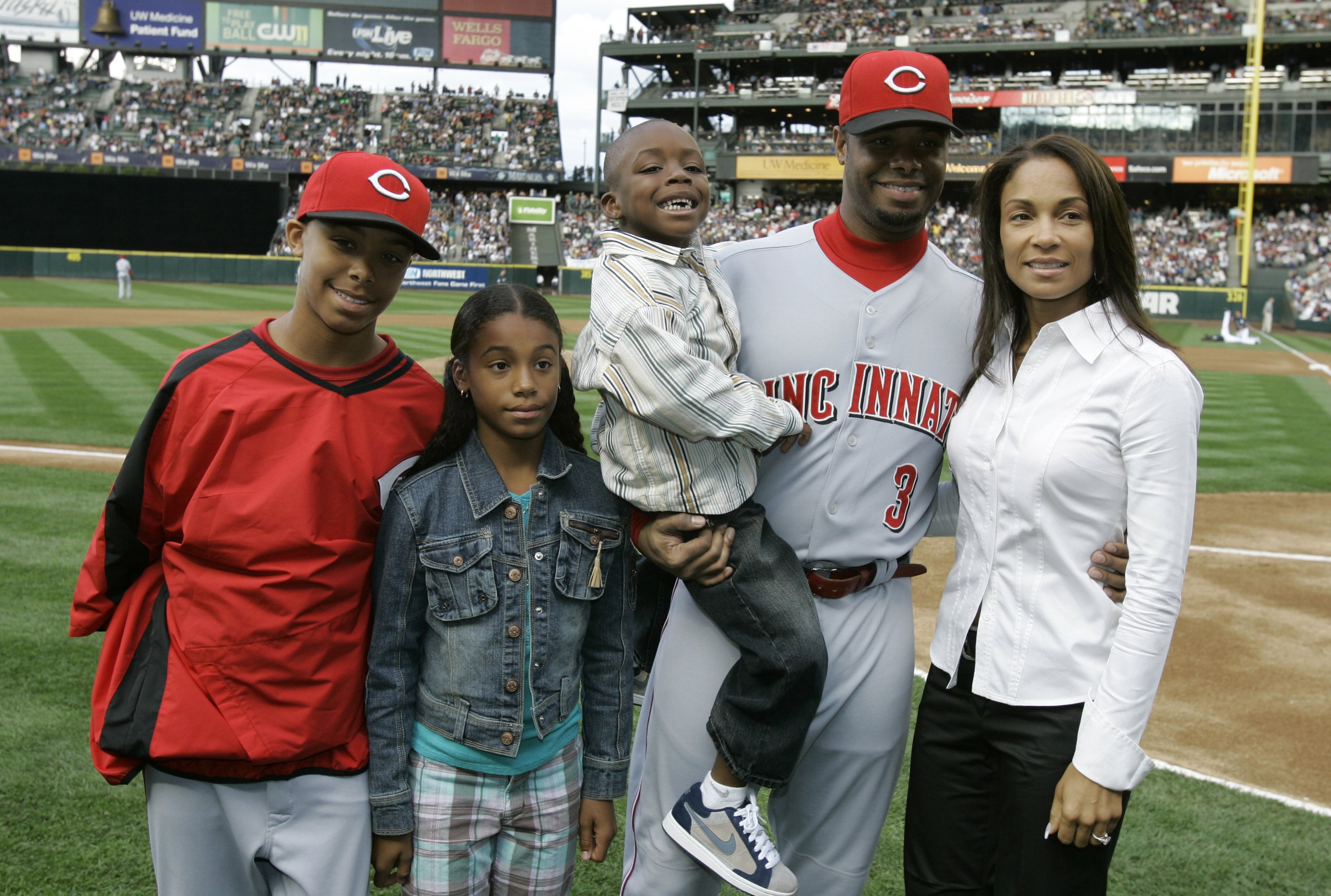The Untold Truth Of Melissa Griffey Who Is Ken Griffey Jrs Wife