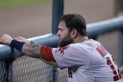 Mike Napoli performing on World Series stage again