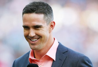 ADELAIDE, AUSTRALIA - DECEMBER 31: Former England cricketer Kevin Pietersen as a television presenter during the Big Bash League match between the Adelaide Strikers and the Hobart Hurricanes at Adelaide Oval on December 31, 2014 in Adelaide, Australia.