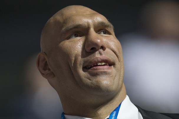 Nikolai Valuev The Russian Giant Who Disappeared From The Ring Bleacher Report Latest News Videos And Highlights