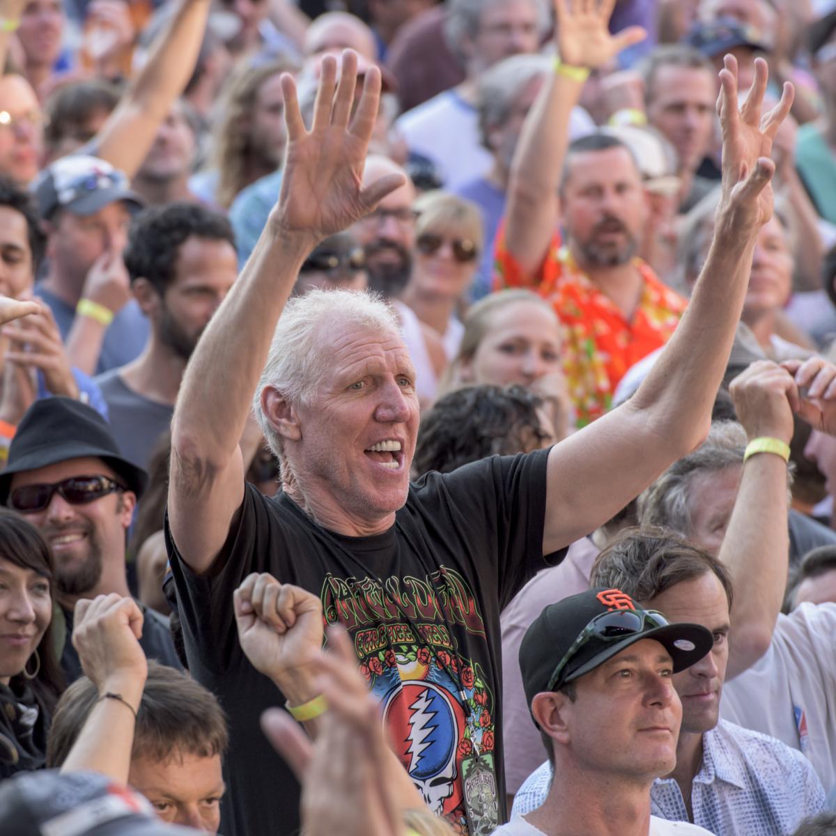Bill Walton Is Having the Summer of His Life Touring with the Grateful