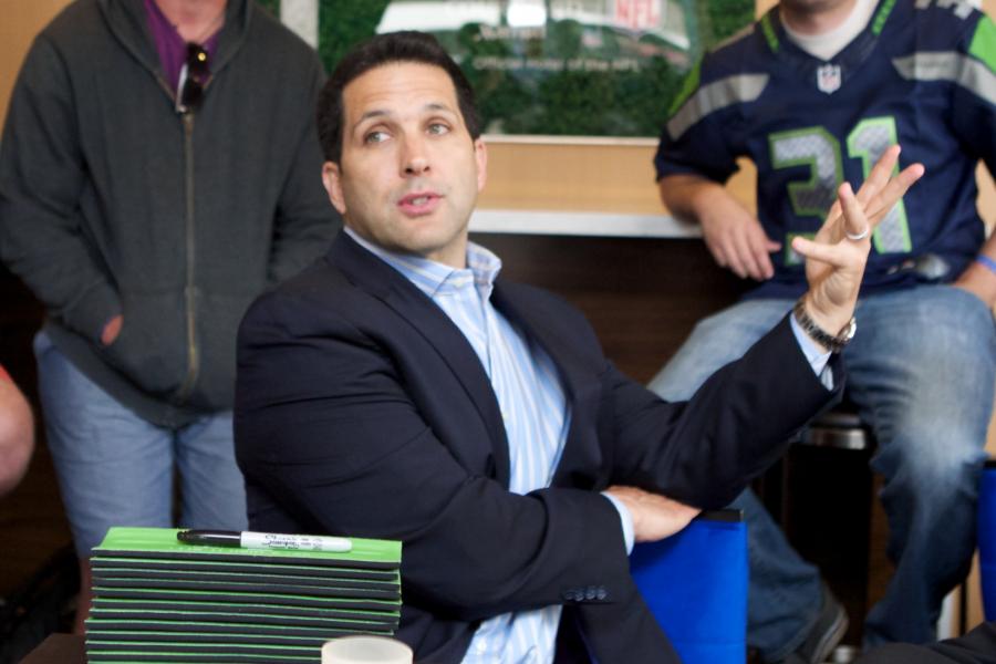 Adam Schefter fired up over NFL concussion issues