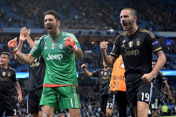 Juventus 1-2 Manchester United: Visitors strike late to win in Turin - BBC  Sport