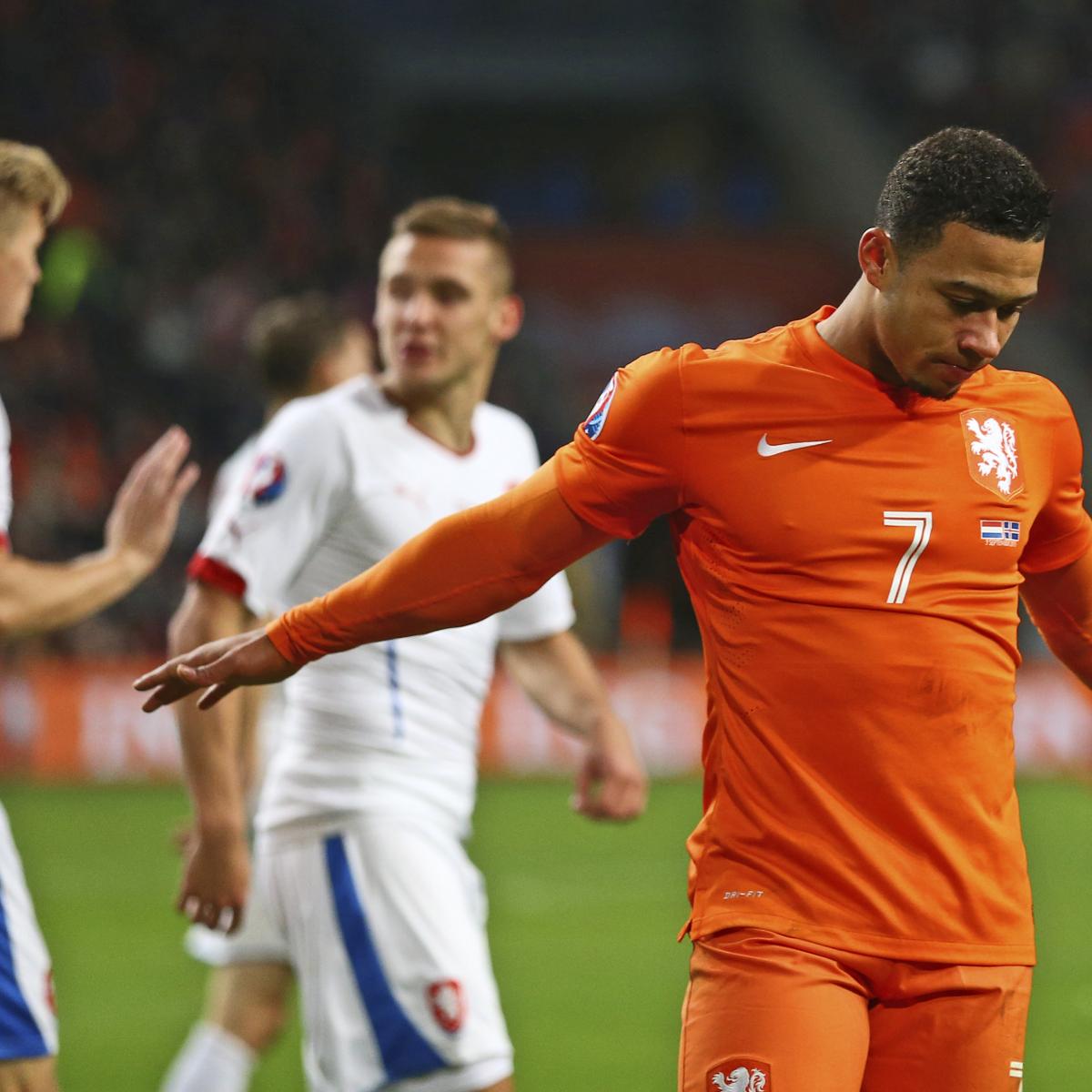 Memphis Depay Wears Special Iceland Kit for Holland vs ...