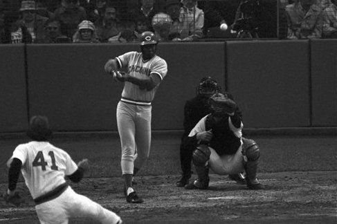 Carlton Fisk, Luis Tiant to throw out the first pitch for Game 6 - NBC  Sports