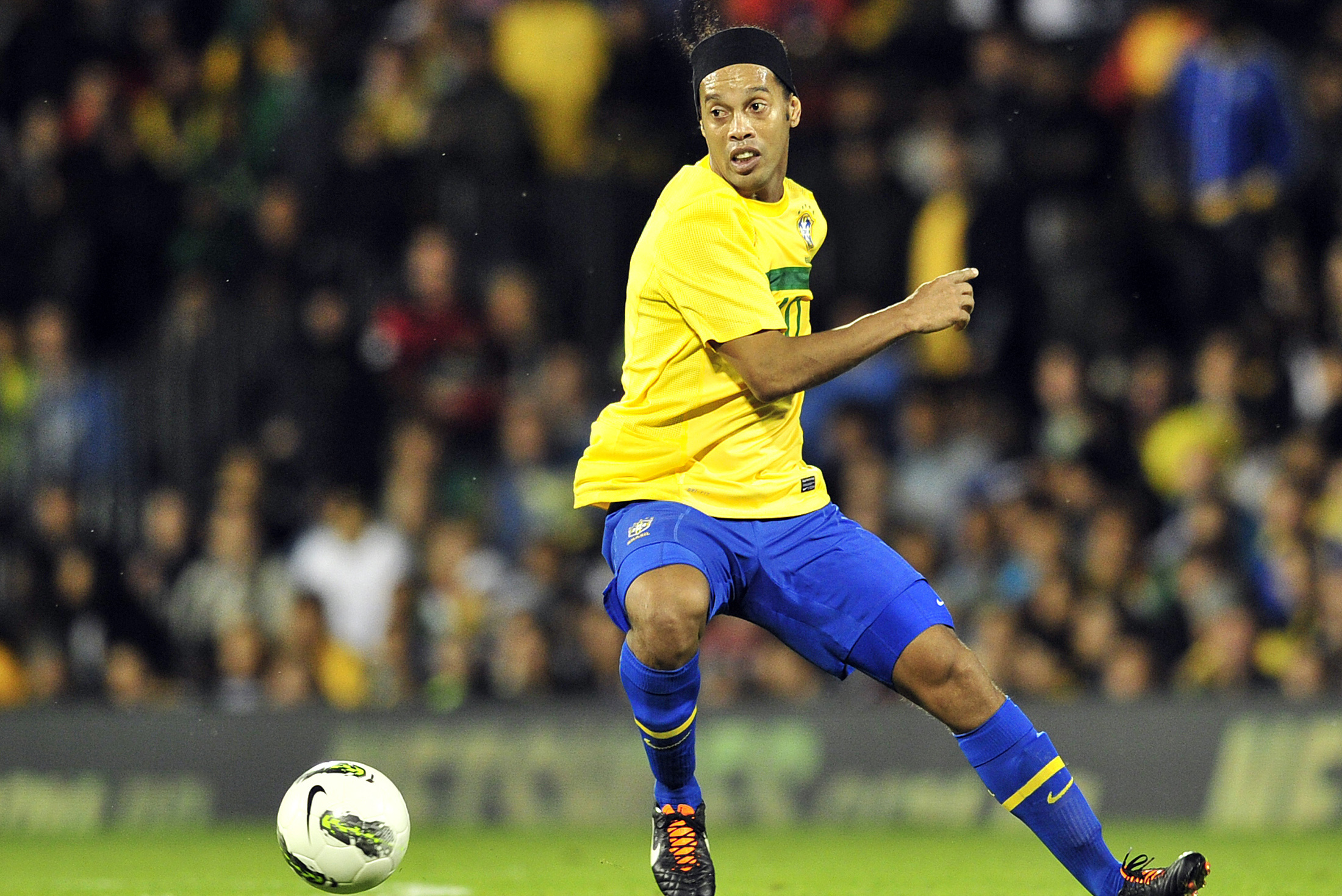 Ronaldinho - A Dica do Dia, Brazilian Culture - Rio & Learn