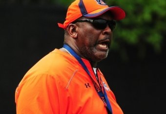 Auburn DL coach Rodney Garner