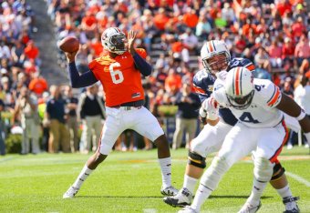 Auburn QB Jeremy Johnson