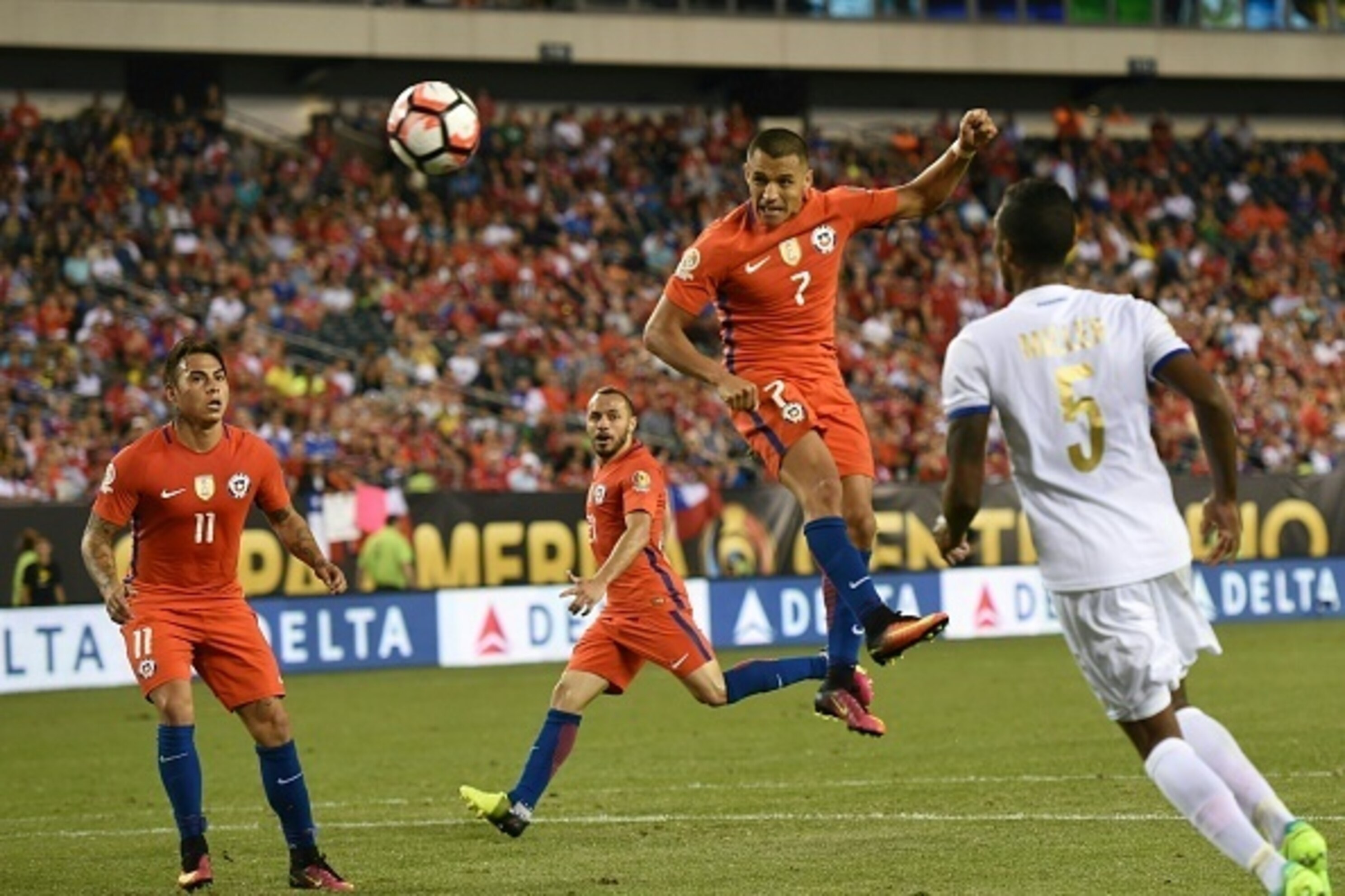 Why It S Vital Alexis Sanchez Takes Copa America Form Into Arsenal S New Season Bleacher Report Latest News Videos And Highlights