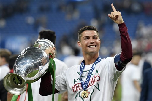 10 Current Athletes Who Are Ridiculously Charitable