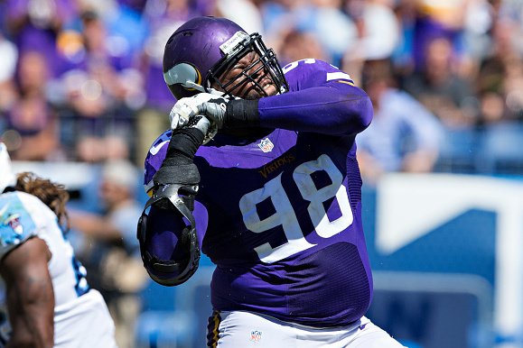 Vikings Training Camp: Danielle Hunter Helps Minnesota Become 'The Baddest  Dudes in the Schoolyard'