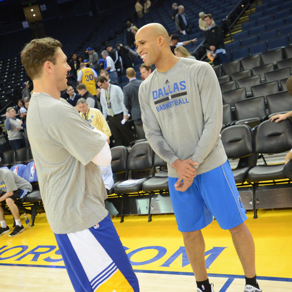 Bill Walton turns into the proudest dad when talking about Luke's success  with the Warriors