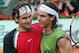 Paris, FRANCE: POUR ILLUSTRER LES PAPIERS DE FIN D'ANNEE 'LA RAZZIA DE FEDERER ET NADAL' (ARCHIVES) - Picture taken 03 June 2005 in Paris of Swiss Roger Federer (L) congratulating Spanish Rafael Nadal (R) after their semi final match of the tennis French
