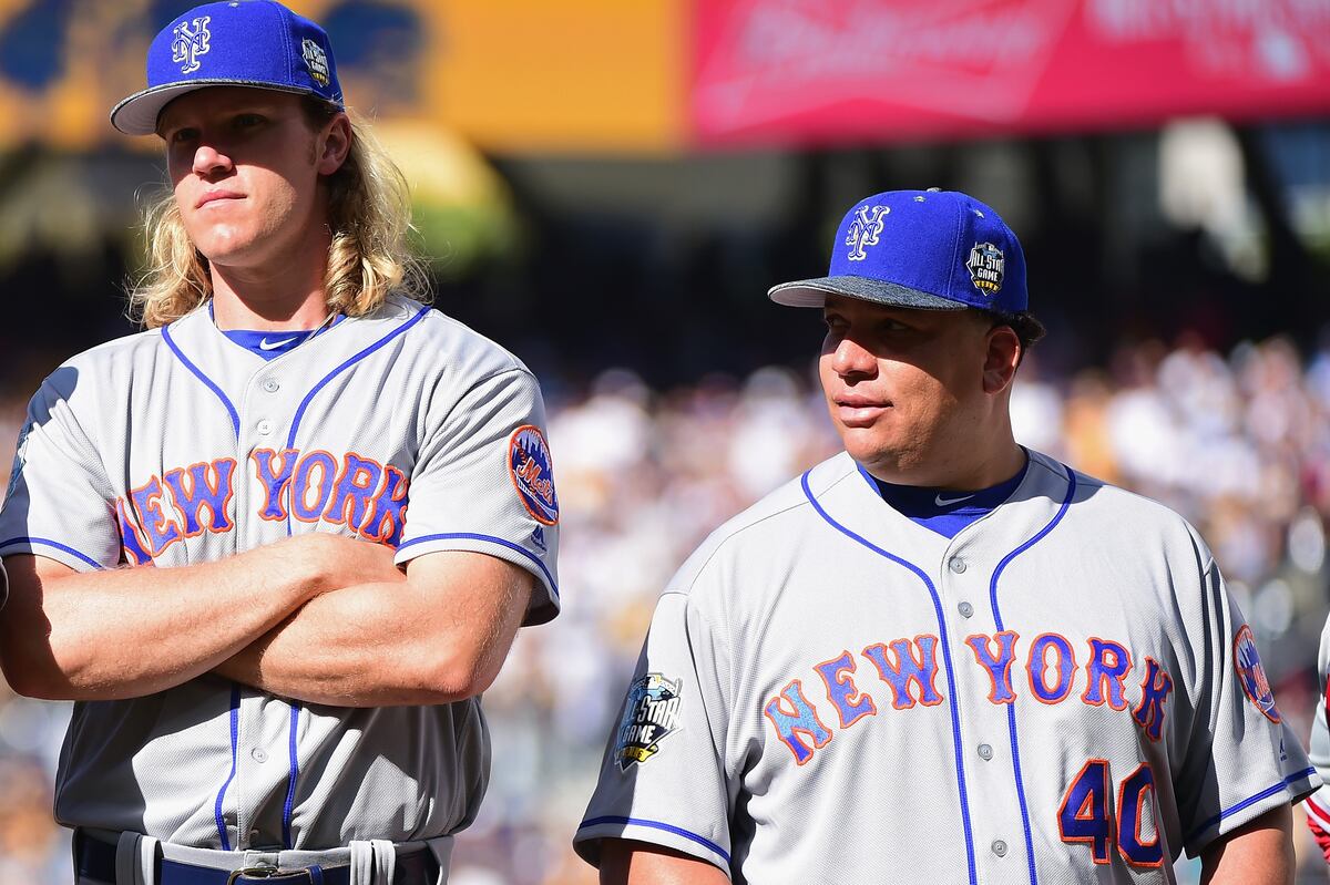 Noah Syndergaard Uses Glass Case Of Emotion Gif When Bartolo