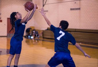 How Mo Ne Davis Made Her Hoop Dreams Come True Inside Life After Little League Bleacher Report Latest News Videos And Highlights