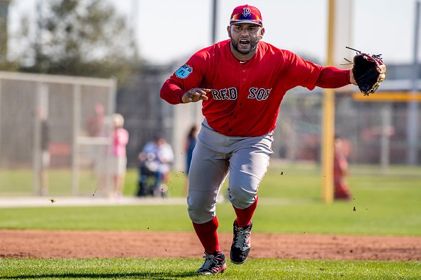 Noticeably skinnier Pablo Sandoval takes batting practice