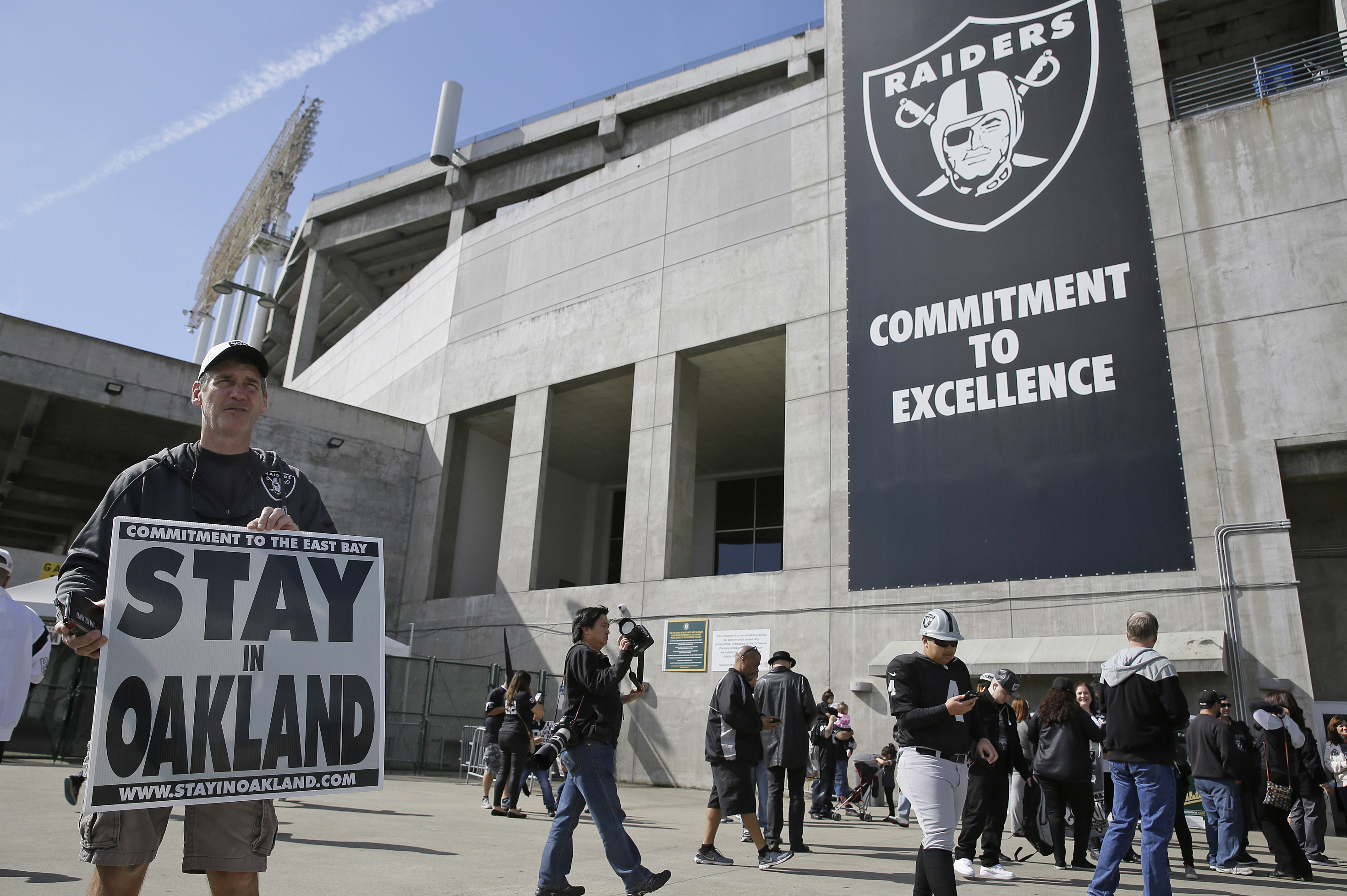 NFL's addiction to free public money fuels Raiders' move to Las