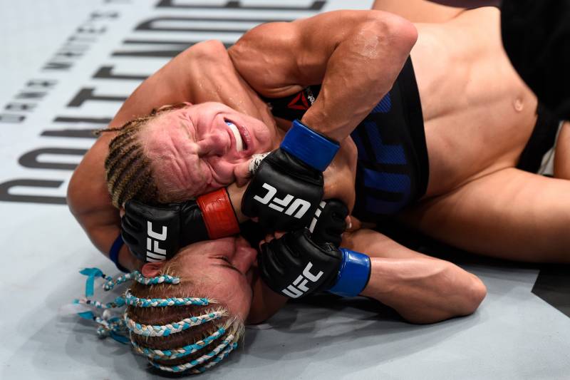 Herrig posted a strong performance in her bout on Sunday night, mauling and almost finishing Justine Kish.