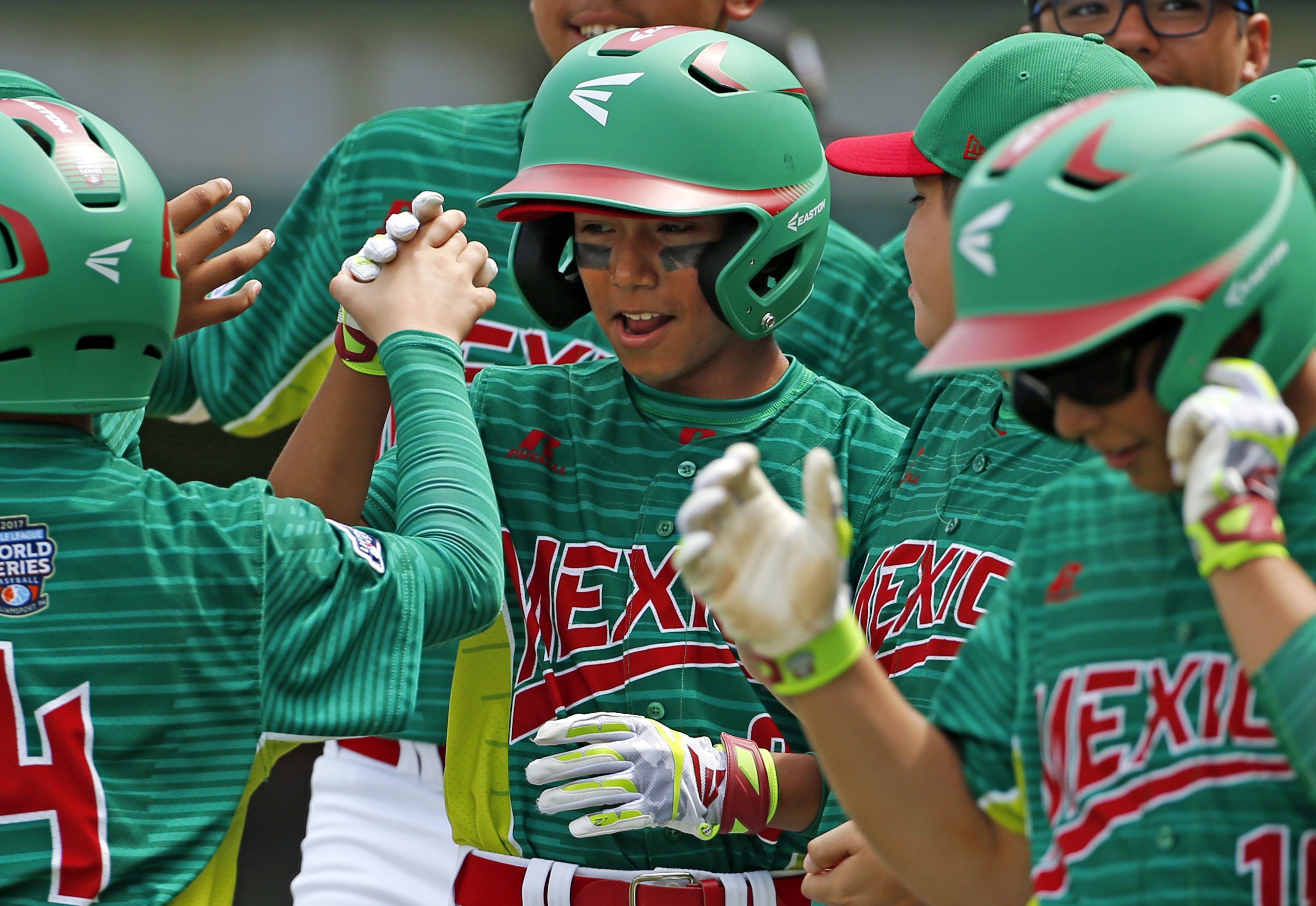 Little League on X: The Great Lakes Champions from Gosse-Pointe Woods  Shores walked off a win for the second time at the 2018 #LLWS.    / X