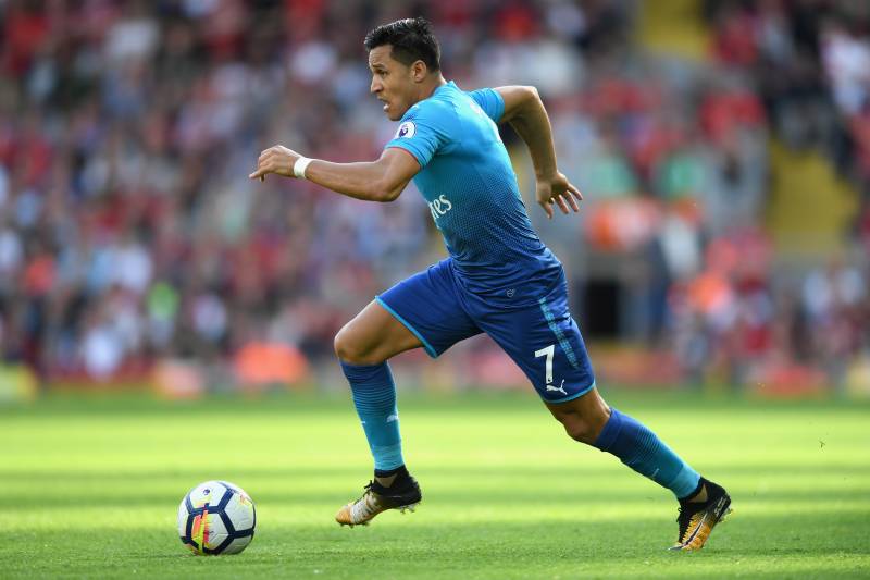 LIVERPOOL, ENGLAND - AUGUST 27: Alexis Sanchez of Arsenal in action during the Premier League match between Liverpool and Arsenal at Anfield on August 27, 2017 in Liverpool, England.  (Photo by Michael Regan/Getty Images)