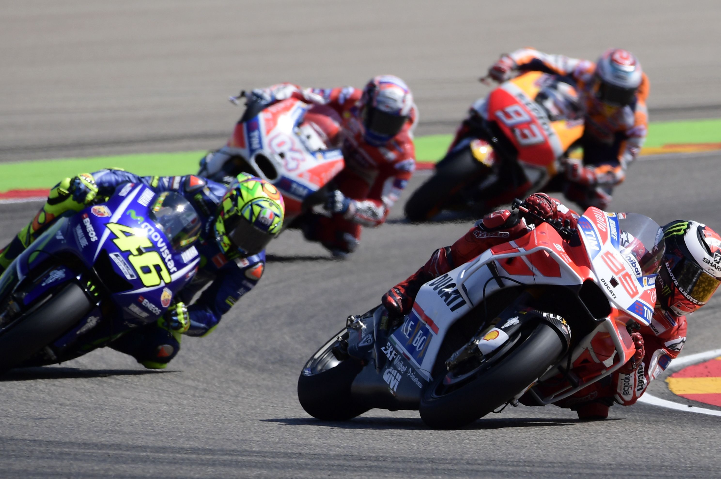 There was little to choose between the leaders.