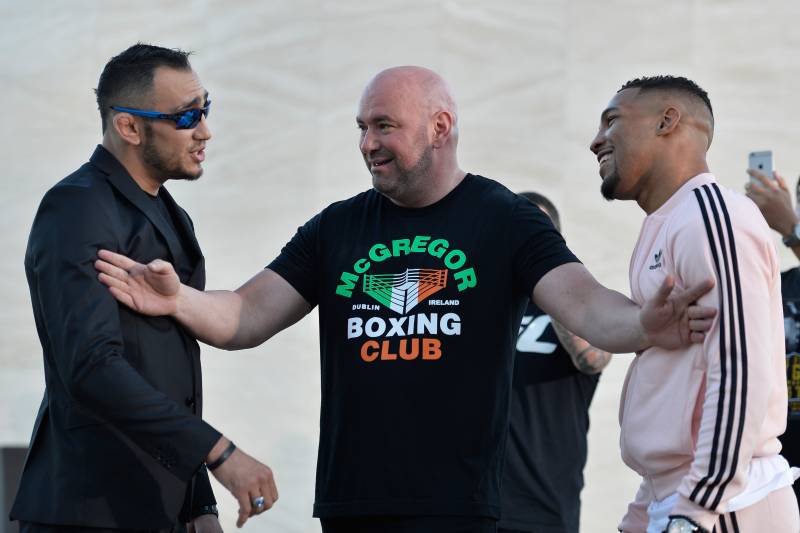 Ferguson and Lee face off, with Dana White keeping them apart.
